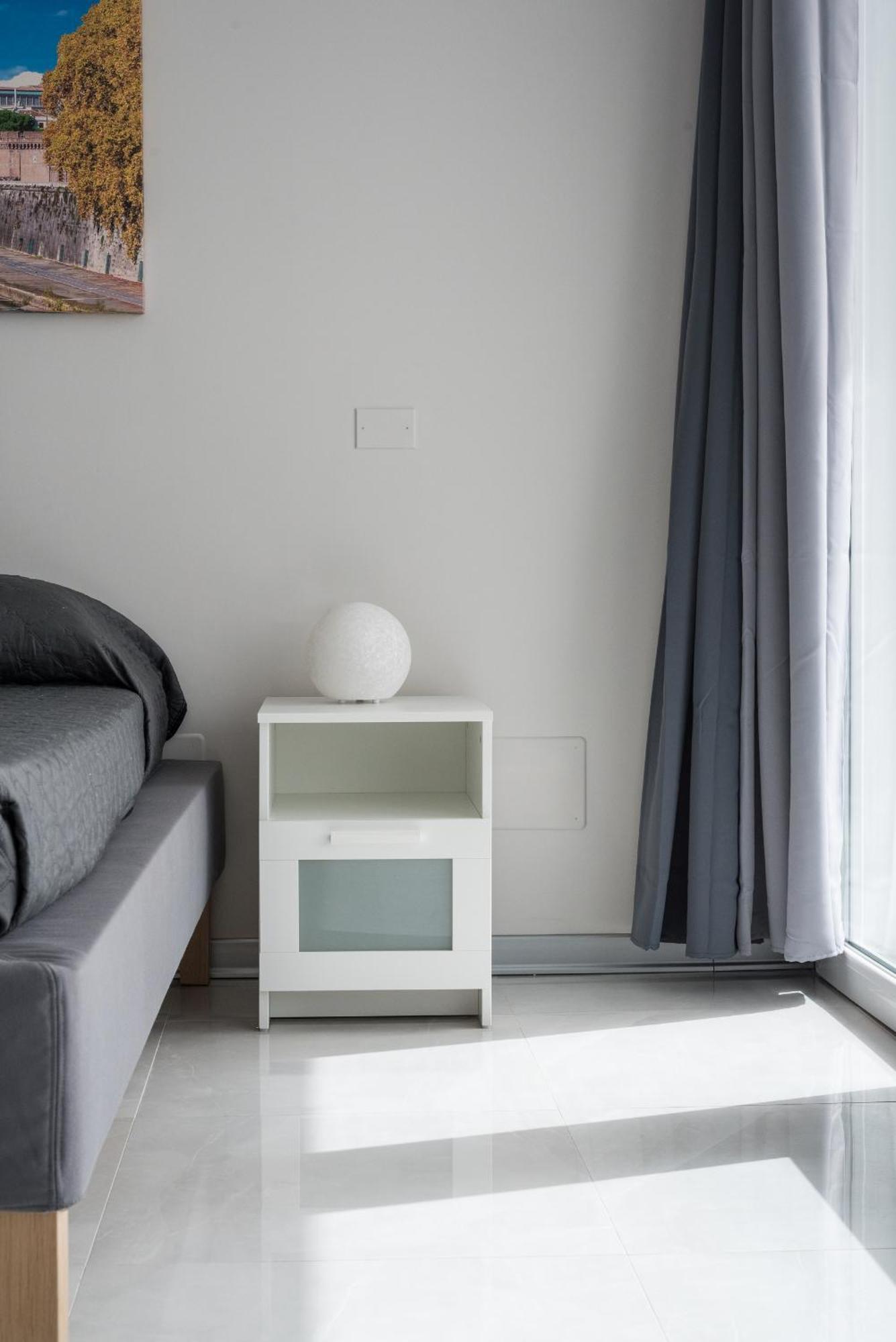 Travelershome Ciampino Airport Guesthouse 600M To Airport Kültér fotó