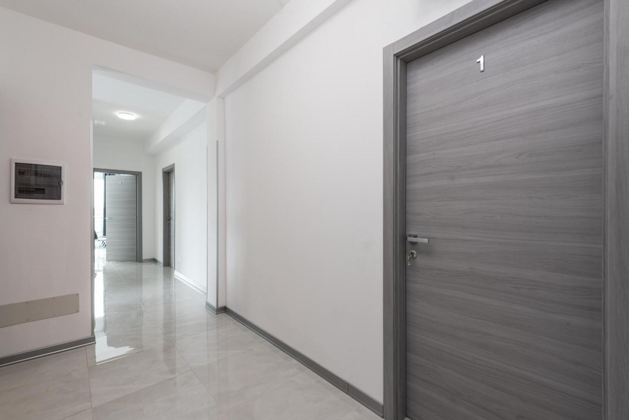 Travelershome Ciampino Airport Guesthouse 600M To Airport Kültér fotó