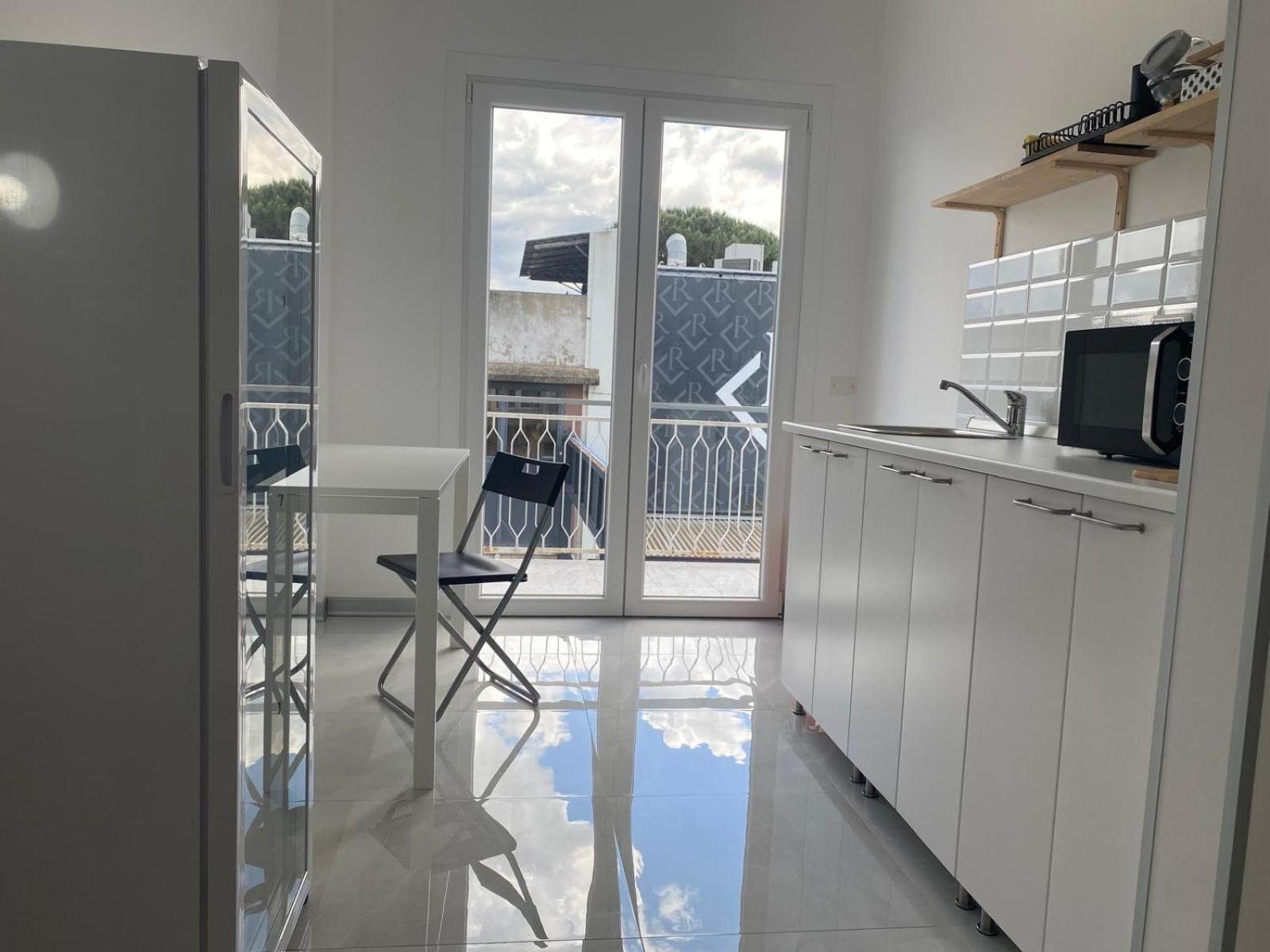 Travelershome Ciampino Airport Guesthouse 600M To Airport Kültér fotó