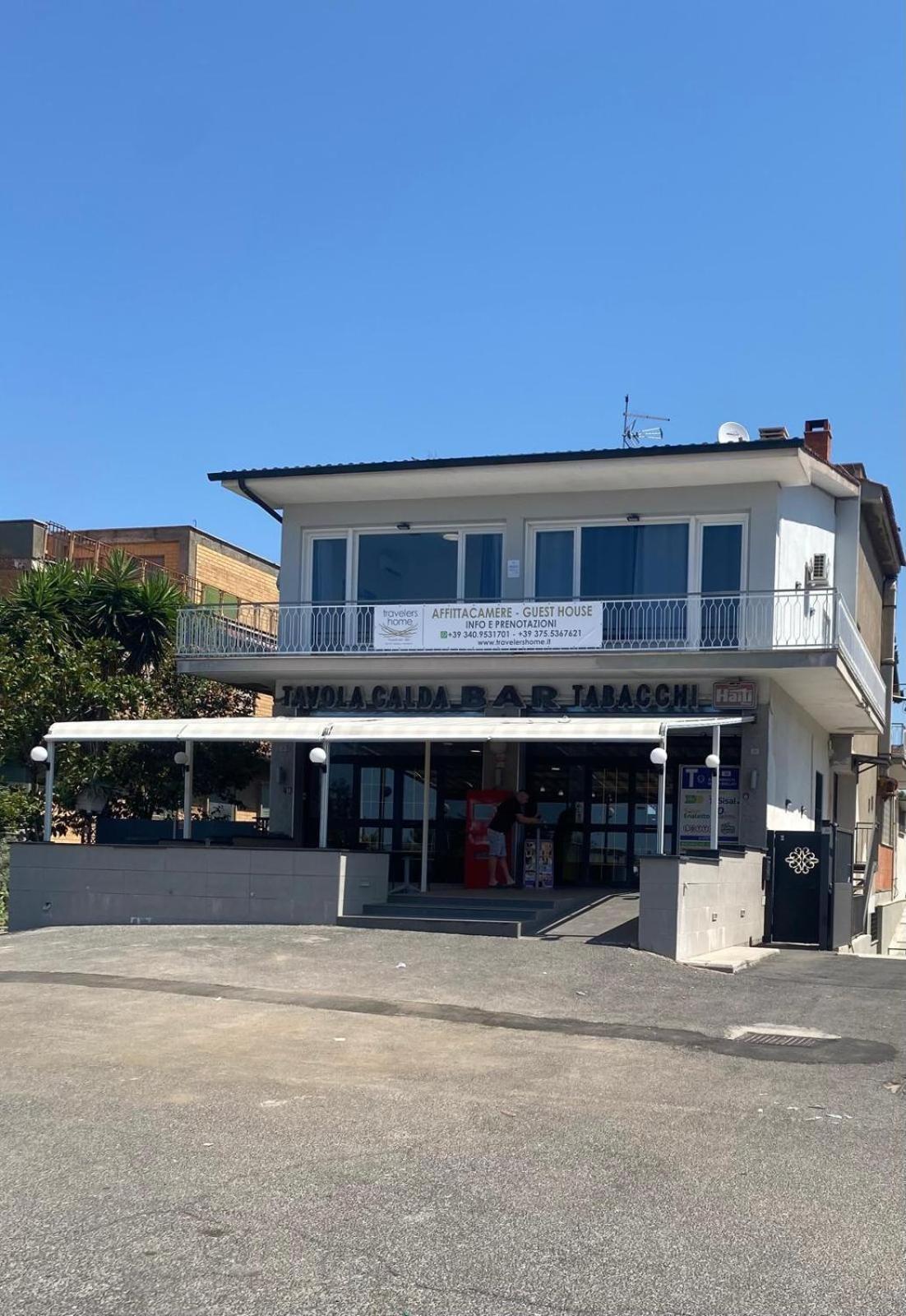 Travelershome Ciampino Airport Guesthouse 600M To Airport Kültér fotó